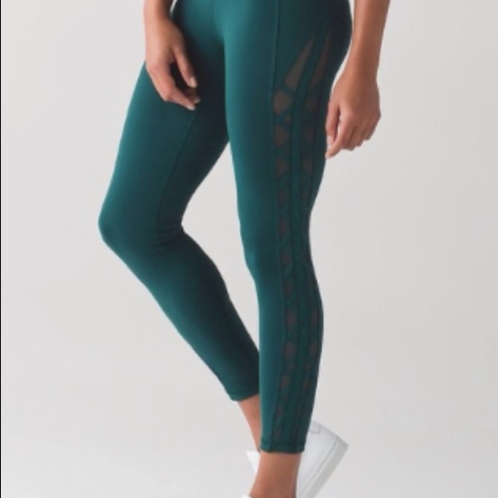 Lululemon Essential Rhythum Pant